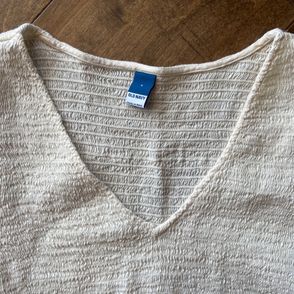 Long Sleeve V-Neck Smock Top - Picture 2 of 3